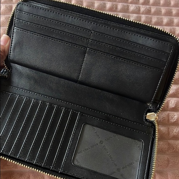 SOLD - Picture 3 of 5